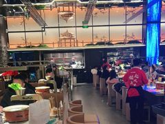 大堂-西塔老太太泥炉烤肉(温州首店万象城黑金店)