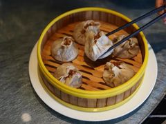 松子香菇烧卖-春风松月楼(七宝万科店)