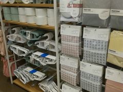 -名创优品(广东东莞东城万达2店)