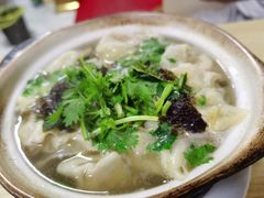 -小许三鲜砂锅馄饨店(家多乐烟酒店)