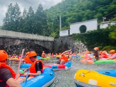 -安吉龙王山峡谷漂流