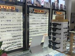 -创视镜匠眼镜管家(太升南路店)