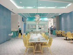 大堂-姚姚酸菜鱼·金戈戈香港豉油鸡(喜荟城联名店)