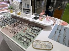 -GOOMI久米眼镜·蔡司·依视路·明月官方授权店(龙德紫金店)