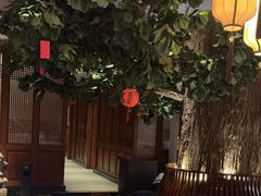 -八府香鸭·啫啫煲(华山路店)