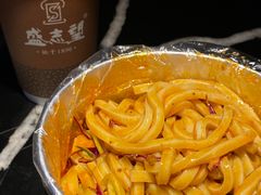 -清真盛志望麻酱酿皮铺