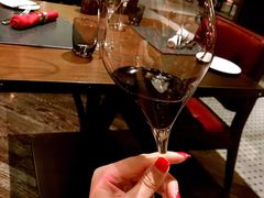 -恰餐厅及酒吧 CHAR Bar & Grill (北京丽都皇冠假日店)