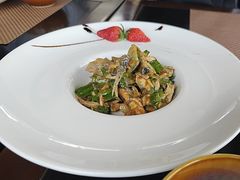 -丽江悦榕庄酒店-明月·雪山庭院餐厅