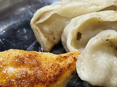 -黄阿姨锅贴大王(万航渡路店)