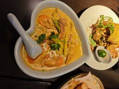 -大头虾越式风味餐厅(光明广场店)