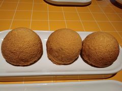 酥皮山楂叉烧包-蔡澜点心·粤菜(花城汇南区店)