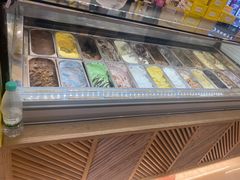 -Inside Scoop Suria KLCC