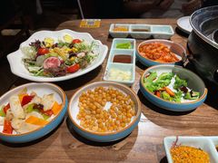 -明洞阿姨·韩式酱蟹烤肉·创意料理(三元桥店)