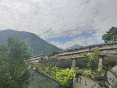 -四川汶川特大地震漩口中学遗址