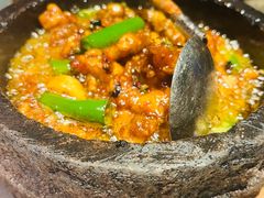 石锅杭椒牛蛙-桂满陇-西湖船宴(西单大悦城店)