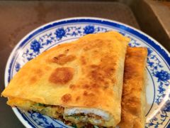 葱油蛋饼-老客满蛋饼(双塔市集店)