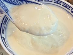 -广信牛奶甜品世家(台东店)
