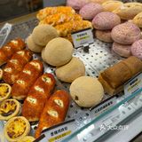 司乎也有红豆奶油包了