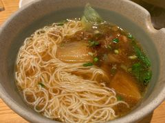 -美食小镇·观赏珍稀鸟类·长隆熊猫酒店