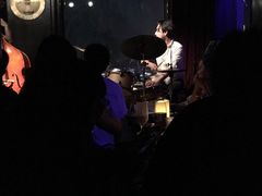 -东岸Cafe 爵士俱乐部