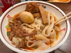 -顺溜·手工刀削面·黑金店(铜锣湾店)