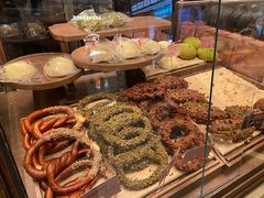 -RUXU入续糖水铺与包(卓悦中心店)