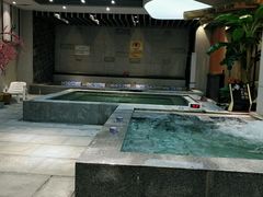 -丽池宫韩式汗蒸会馆(华灯坊店)