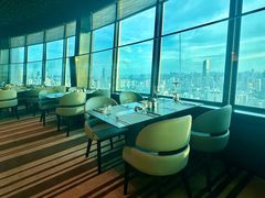 -亚洲国际大酒店·云顶阁旋转自助餐厅