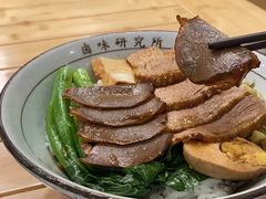 -狮头牌卤味研究所·卤味饭(花城汇南区店)