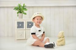 -爱你宝贝孕婴亲子摄影美学馆(绍兴店)