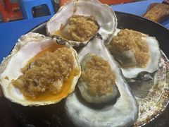 -老东镇啤酒屋海鲜加工·蒸汽海鲜·海鲜烧烤(台东店)