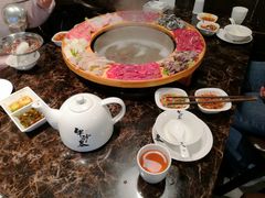 -牛沙暴潮汕牛肉火锅(章江南大道店)