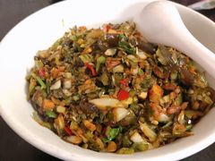 酸包菜红薯粉-鲁哥饭店(富兴店)