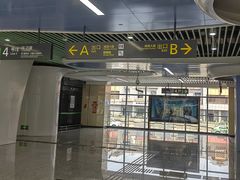 -明蜀王陵(地铁站)
