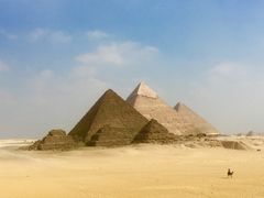 -吉萨金字塔群