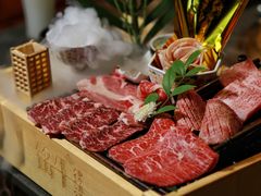 -铭牛烧肉·和牛海鲜自助(高新月牙湖店)