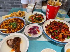 -张氏宽窄巷成都名小吃(茂业百货华强北店)
