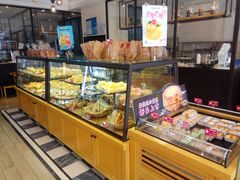 面包甜点陈列柜-味多美(民星路店)