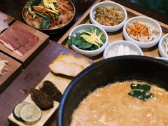 -银米·云南传统过桥米线(双廊黑金冠店)