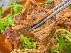 -喇喇排骨火锅·传统韩式脊骨汤(望京西园总店)