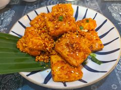 -蜗牛小馆醉乡民谣云南菜(惠新西里店)
