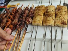 -嘚瑟人生烧烤·东北大油边(大学路店)