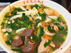 鸡汤饵条-文山荷鲜居(翠湖店)
