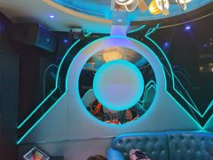 -路边边.炒菜烧烤.音乐餐厅(良乡长虹店)