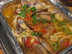 -蚝美人·生蚝海鲜烧烤(茶花园店)