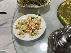 -何适山庄 ·可团建(水长城P2停车场店)