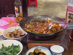-富正毅三下锅·湘西韵味(天门山索道店)
