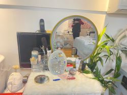 -悦肌YJ FOR FACE皮肤管理中心