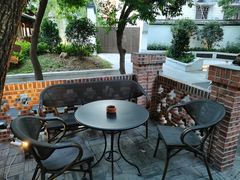 露天位-樹下遇见树·咖啡