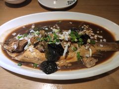 带把茄子烧鲈鱼-吕氏疙瘩汤·海鲜新鲁菜(凯德mall新都心店)
